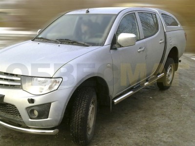 Пороги труба с накладками 76 мм Технотек для Mitsubishi L-200 2014-2015