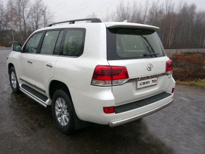 Защита заднего бампера овальная 75х42 мм ТСС для Toyota Land Cruiser 200 2015-2021